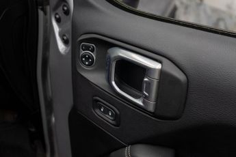 Jeep Wrangler 2.2 MultiJetII Overland Auto 4WD Euro 6 (s/s) 4dr