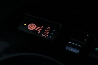 Nissan Leaf 40kWh Tekna Auto 5dr