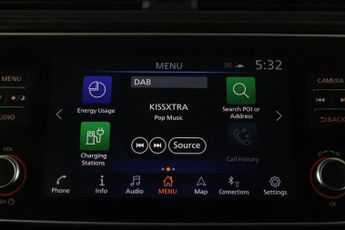 Nissan Leaf 40kWh Tekna Auto 5dr