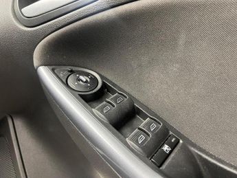 Ford Focus 1.6 Titanium Navigator Powershift Euro 5 5dr