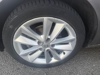 Renault Megane 1.6 16V I-Music Euro 4 5dr