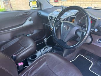 Toyota iQ 1.0 VVT-i 2 Multidrive Euro 4 3dr