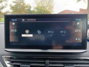 Peugeot 3008 1.2 PureTech GT Premium SUV 5dr Petrol EAT Euro 6 (s/s) (130 ps)
