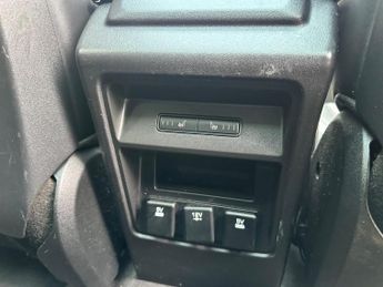 Land Rover Discovery Sport 2.0 TD4 HSE Luxury Auto 4WD Euro 6 (s/s) 5dr