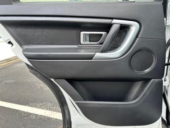 Land Rover Discovery Sport 2.0 TD4 HSE Luxury Auto 4WD Euro 6 (s/s) 5dr