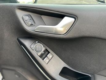 Ford Fiesta 1.0T EcoBoost Zetec Auto Euro 6 (s/s) 5dr