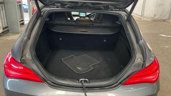 Mercedes-Benz CLA 2.1 CLA220d AMG Sport Shooting Brake 7G-DCT Euro 6 (s/s) 5dr