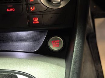 Audi Q3 2.0 TFSI S line SUV 5dr Petrol S Tronic quattro Euro 5 (s/s) (17