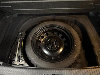 Volkswagen Golf 1.4 TSI BlueMotion Tech ACT GT Hatchback 5dr Petrol DSG Euro 6 (