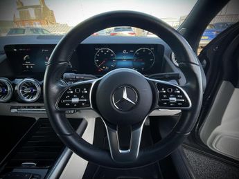 Mercedes-Benz Eqa 250 SPORT