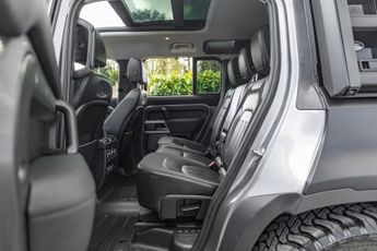 Land Rover Defender 110 2.0 SD4 SE Auto 4WD Euro 6 (s/s) 5dr