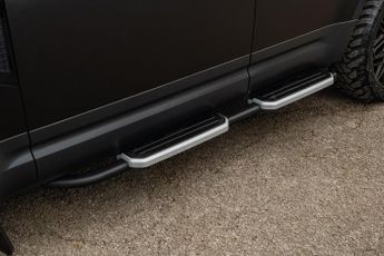 Land Rover Defender 110 2.0 SD4 SE Auto 4WD Euro 6 (s/s) 5dr