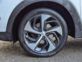 Hyundai TUCSON 1.7 CRDi Blue Drive Premium DCT Euro 6 (s/s) 5dr