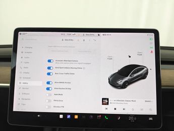 Tesla Model 3 (Dual Motor) Long Range Auto 4WDE 4dr