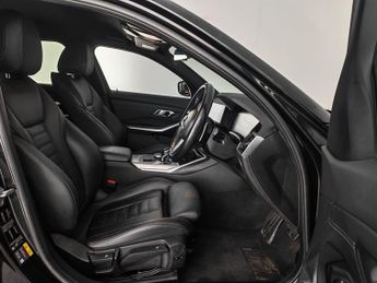 BMW 3 Series 2.0 330e 12kWh M Sport Touring Auto xDrive Euro 6 (s/s) 5dr