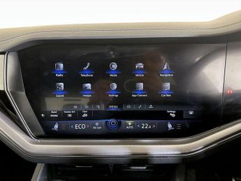 Volkswagen Touareg 3.0 TDI V6 R-Line Tech Tiptronic 4Motion Euro 6 (s/s) 5dr