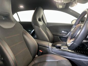 Mercedes-Benz A Class 1.3 A250e 15.6kWh AMG Line (Executive) 8G-DCT Euro 6 (s/s) 5dr