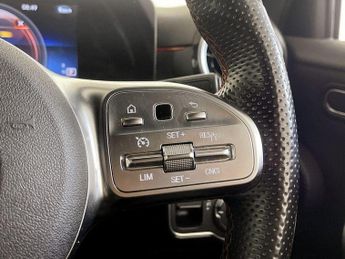 Mercedes-Benz A Class 1.3 A250e 15.6kWh AMG Line (Executive) 8G-DCT Euro 6 (s/s) 5dr