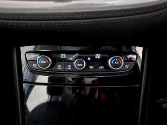 Vauxhall Grandland X 1.2 Turbo Elite Nav Auto Euro 6 (s/s) 5dr