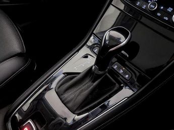 Vauxhall Grandland X 1.2 Turbo Elite Nav Auto Euro 6 (s/s) 5dr