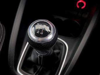 Audi A1 1.6 TDI S line Sportback Euro 6 (s/s) 5dr (Nav)