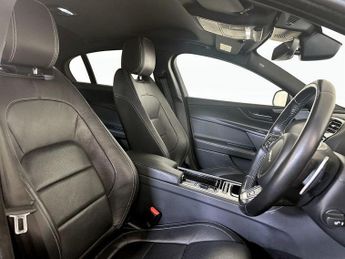 Jaguar XE 2.0d R-Sport Auto Euro 6 (s/s) 4dr