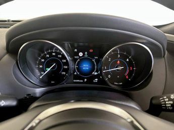 Jaguar XE 2.0d R-Sport Auto Euro 6 (s/s) 4dr