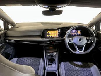 Volkswagen Golf 1.5 TSI R-Line Euro 6 (s/s) 5dr