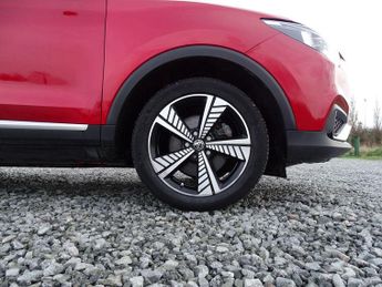 MG MG ZS 44.5kWh Exclusive Auto 5dr