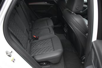 Audi Q5 2.0 TDI 40 S line Sportback S Tronic quattro Euro 6 (s/s) 5dr