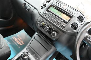 VOLKSWAGEN GOLF PLUS 1.6 TDI SE Hatchback 5dr Diesel Manual Euro 5 (105 ps) + PART EX