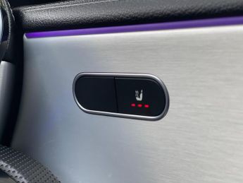 Mercedes-Benz CLA 1.3 CLA180 AMG Line (Executive) Coupe 7G-DCT Euro 6 (s/s) 4dr