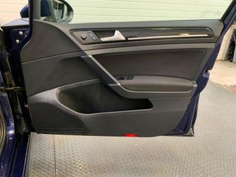 Volkswagen Golf 2.0 TDI BlueMotion Tech GT DSG Euro 6 (s/s) 5dr