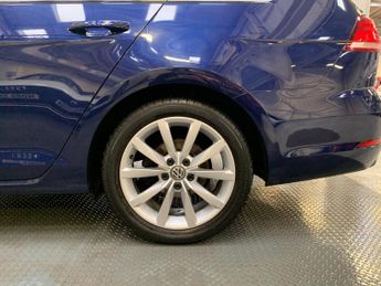 Volkswagen Golf 2.0 TDI BlueMotion Tech GT DSG Euro 6 (s/s) 5dr