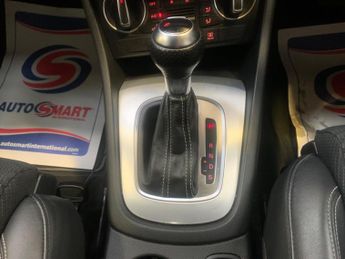 Audi Q3 2.0 TDI S line S Tronic quattro Euro 6 (s/s) 5dr (Nav)