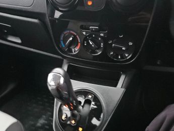 Fiat Qubo 1.3 MultiJet My Life Dualogic Euro 5 (s/s) 5dr