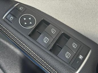 Mercedes-Benz A Class 1.5 A180 CDI SE 7G-DCT Euro 5 (s/s) 5dr