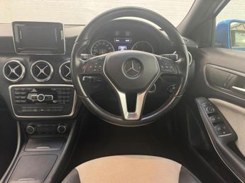 Mercedes-Benz A Class 1.5 A180 CDI SE 7G-DCT Euro 5 (s/s) 5dr