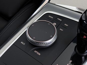 BMW 3 Series 2.0 330i Sport Auto Euro 6 (s/s) 4dr