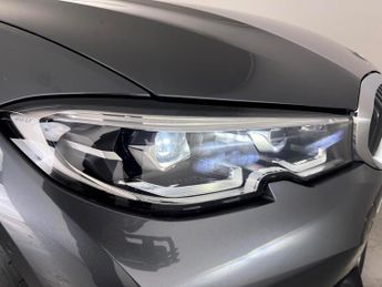 BMW 3 Series 2.0 330i Sport Auto Euro 6 (s/s) 4dr