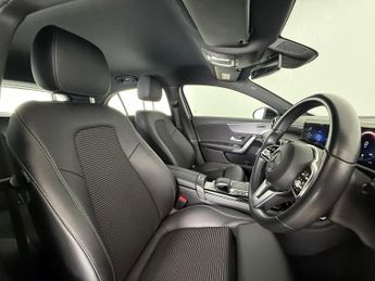 Mercedes-Benz A Class 1.3 A180 Sport (Executive) 7G-DCT Euro 6 (s/s) 5dr