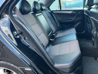 Mercedes-Benz C Class 2.1 C200 CDI Avantgarde SE 4dr