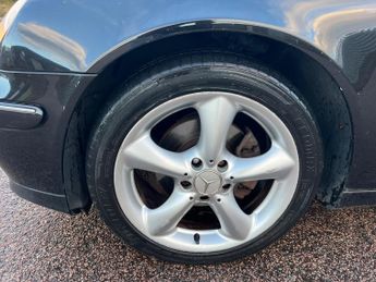 Mercedes-Benz C Class 2.1 C200 CDI Avantgarde SE 4dr