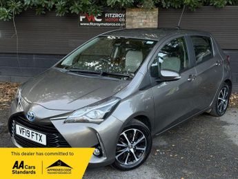 Toyota Yaris 1.5 VVT-h Icon Tech E-CVT Euro 6 (s/s) 5dr