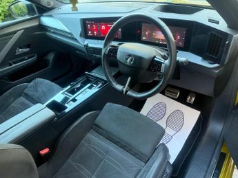 Vauxhall Astra 1.5 Turbo D Ultimate Auto Euro 6 (s/s) 5dr