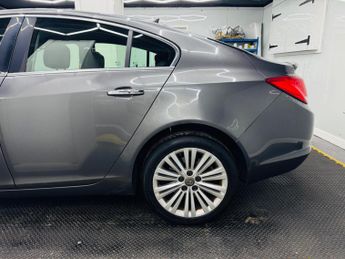 Vauxhall Insignia 2.0 CDTi Elite Nav Auto Euro 5 5dr