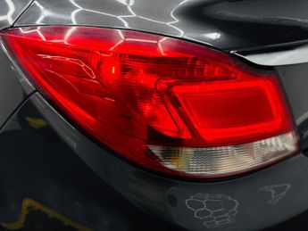 Vauxhall Insignia 2.0 CDTi Elite Nav Auto Euro 5 5dr