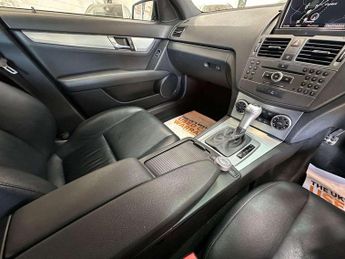 Mercedes-Benz C Class 1.8 C250 BlueEfficiency Sport Auto Euro 5 4dr