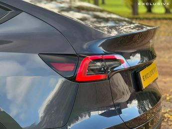 Tesla Model Y (Dual Motor) Long Range Auto 4WDE 5dr
