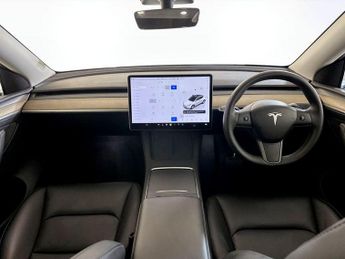 Tesla Model Y (Dual Motor) Long Range Auto 4WDE 5dr
